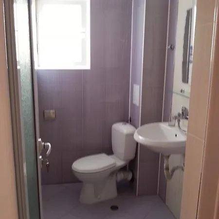 Diana Self Check-in Kiten