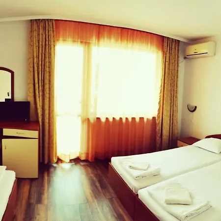 Diana Self Check-in 3*