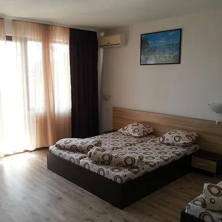 Guest house Diana Self Check-in 2*