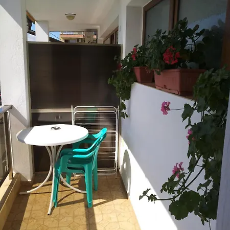Diana Self Check-in Guest house 2*