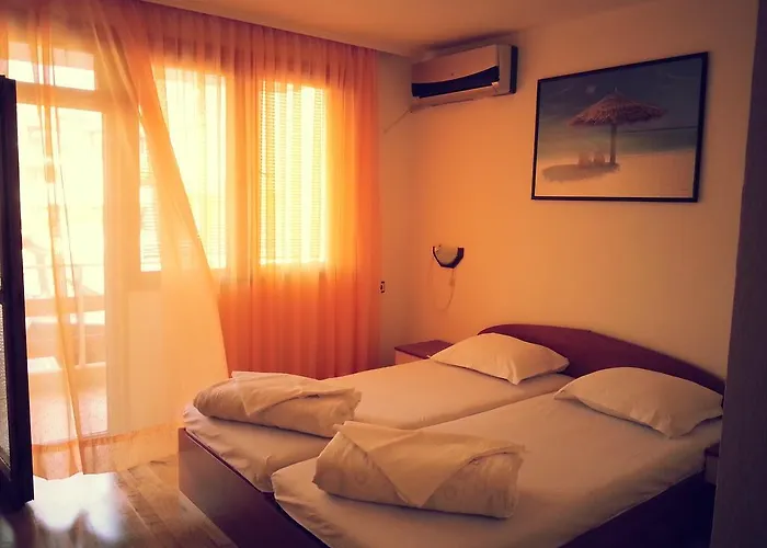 ゲストハウス Diana Self Check-in キテン