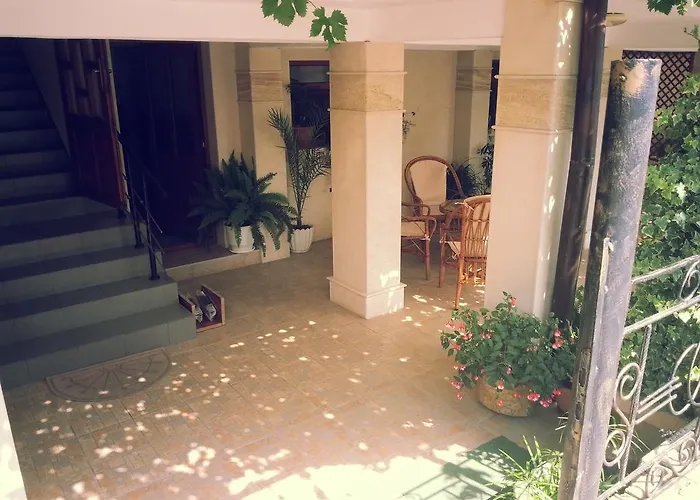 ゲストハウス Diana Self Check-in キテン