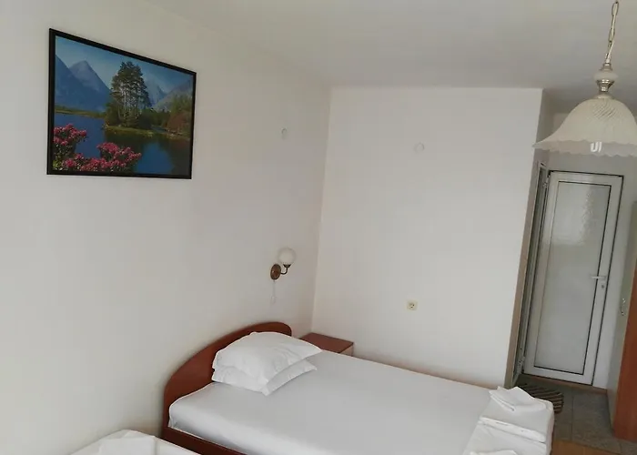 ゲストハウス Diana Self Check-in キテン