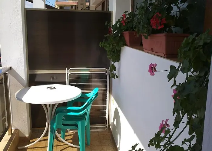 Diana Self Check-in ゲストハウス 3*